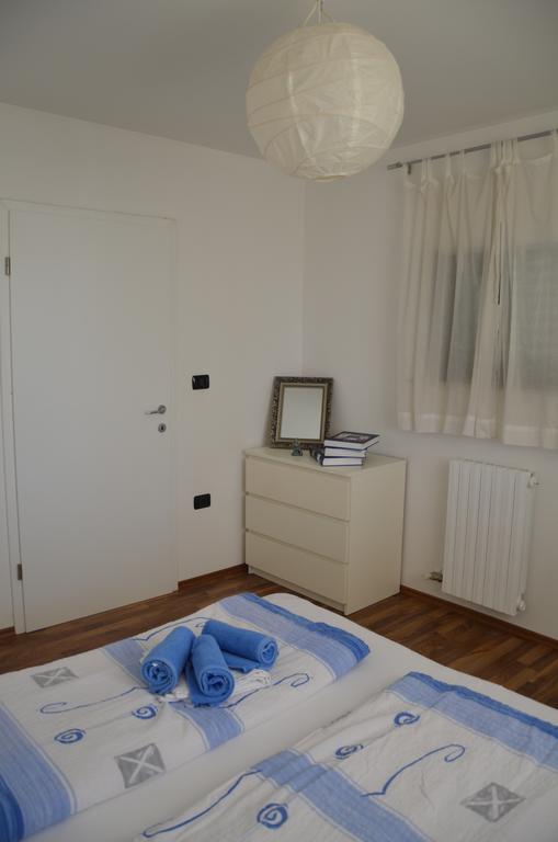 Apartments Bertok كوبر الغرفة الصورة