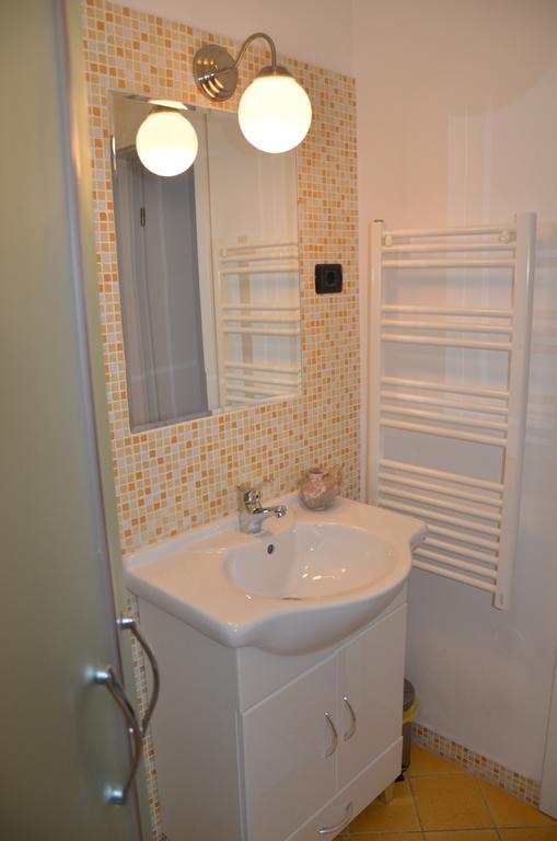 Apartments Bertok كوبر الغرفة الصورة
